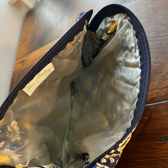 Vera Bradley Blue and Yellow Elephant Printed Makeup Bag with Plastic Coating. - Picture 5 of 5